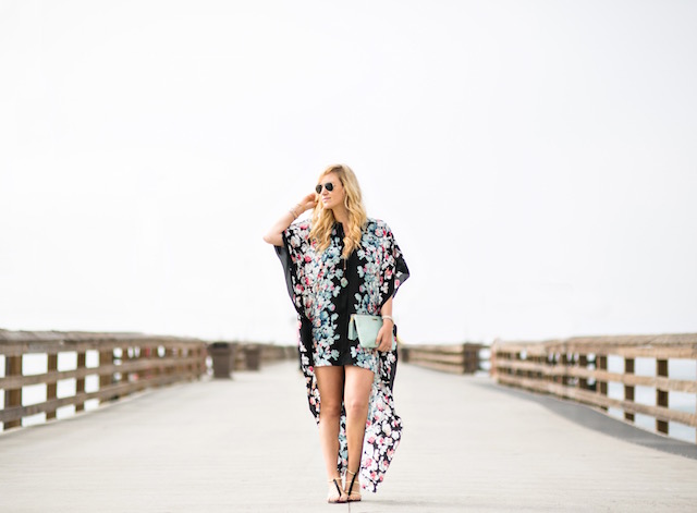 My Style diaries blogger photos by Jason Huang, balboa island fashion shoot, Nikki Minton blogger
