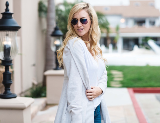 Orange County fashion blogger Nikki Minton Prendergast of My Style Diaries wears affordable distressed denim and Spring sneakers.