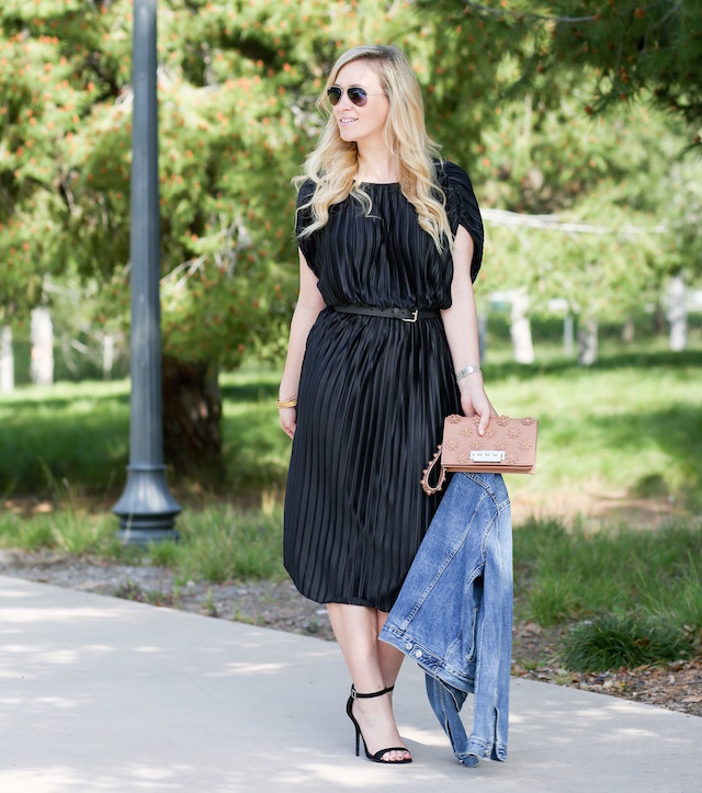 Orange County fashion blogger Nikki Prendergast of My Style Diaries in the perfect date night dress from Banana Republic.