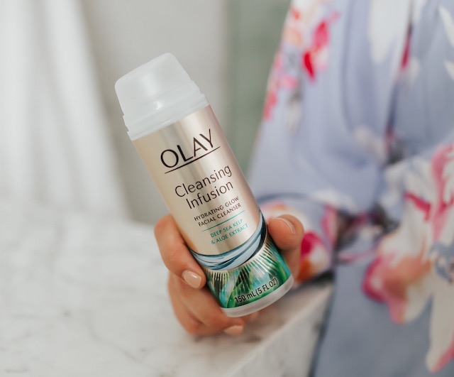 Olay Cleansing Infusion Facial Cleanser | My Style Diaries blogger Nikki Prendergast