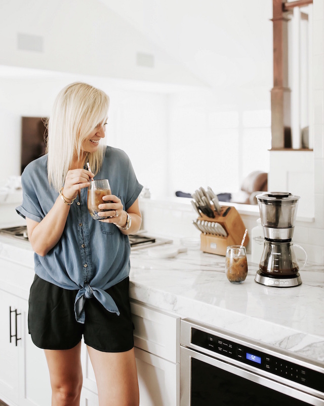 Cuisinart Automatic Cold Brew Coffeemaker | My Style Diaries blogger Nikki Prendergast