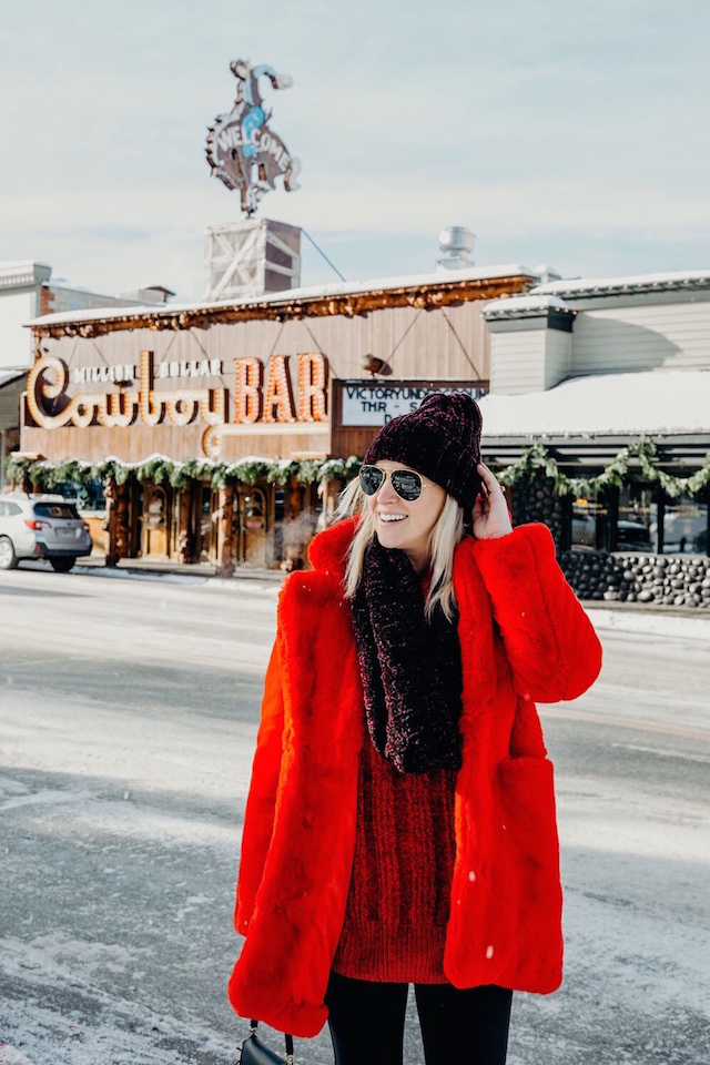Million Dollar Cowboy Bar in Jackson Hole, Wyoming | My Style Diaries blogger Nikki Prendergast